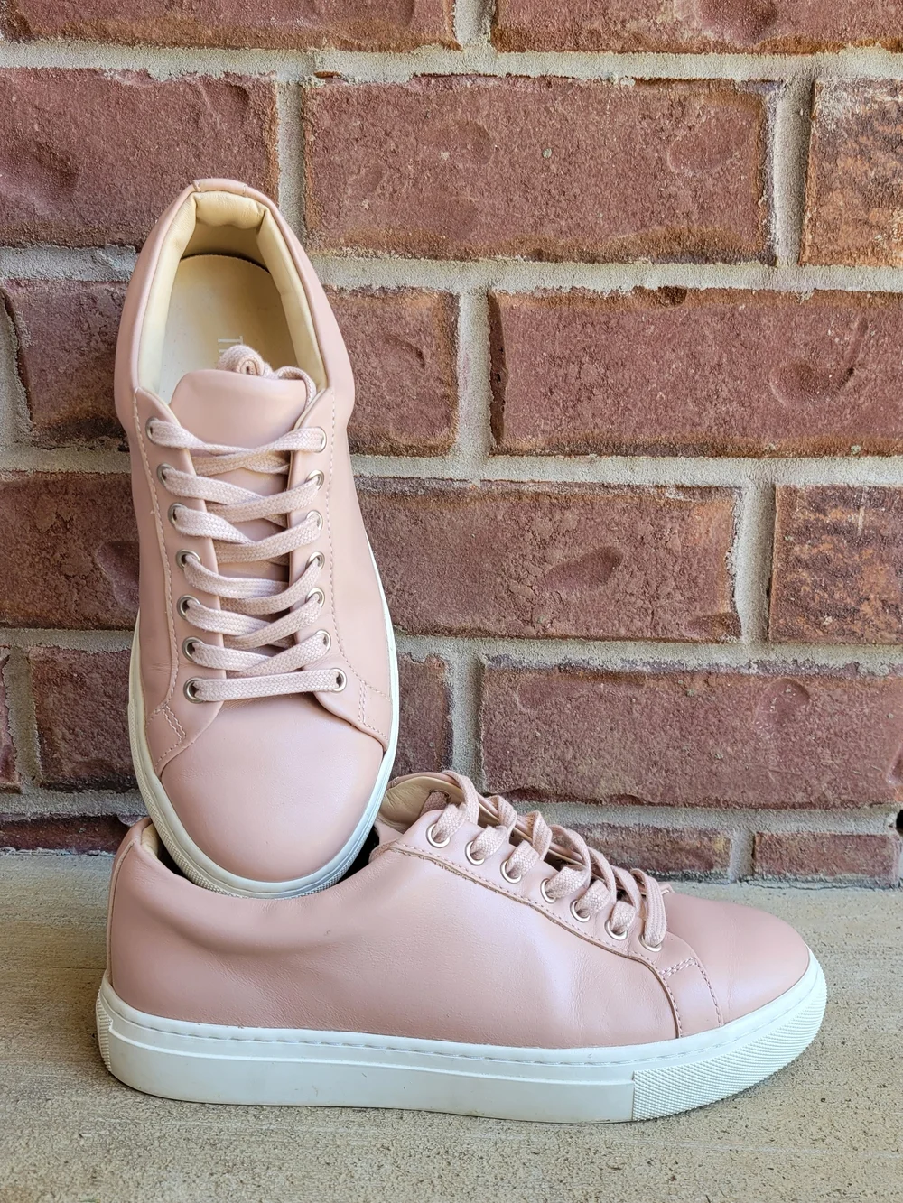 Thursday Boot Blush Pink Leather Sneakers Womens 6.5 Low Top Lace-Up Minimalist - Picture 1 of 6
